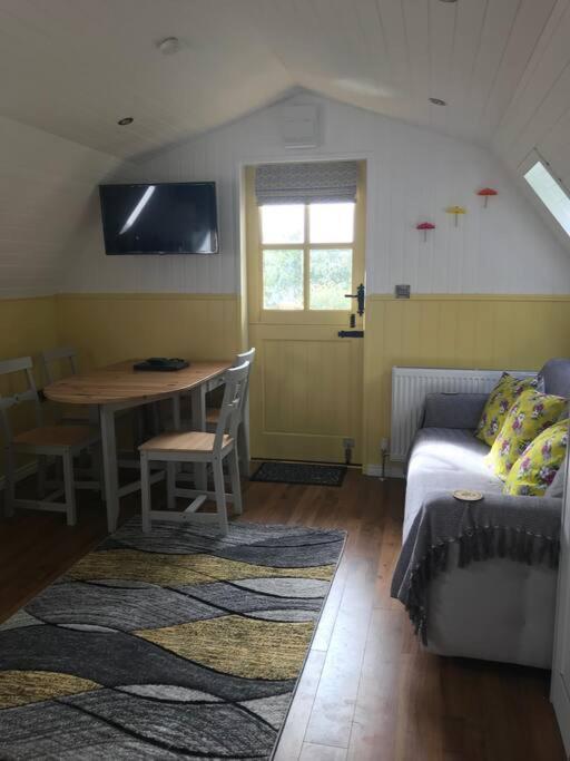 Bumble Bee Cottage Plymouth Kültér fotó
